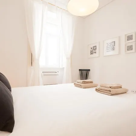 Flh Bica Modern Flat With View-3